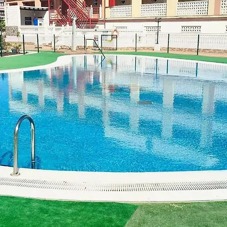 Something Over Lägenhet